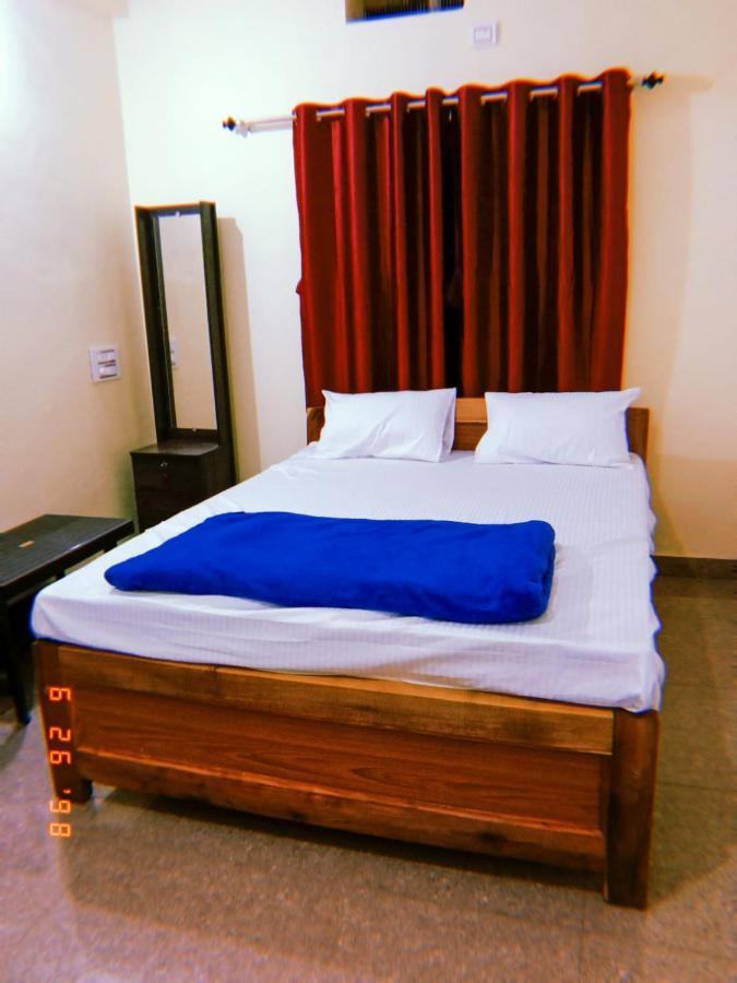 Mungaru Homestay, Talaguppa Sagar (Karnataka)