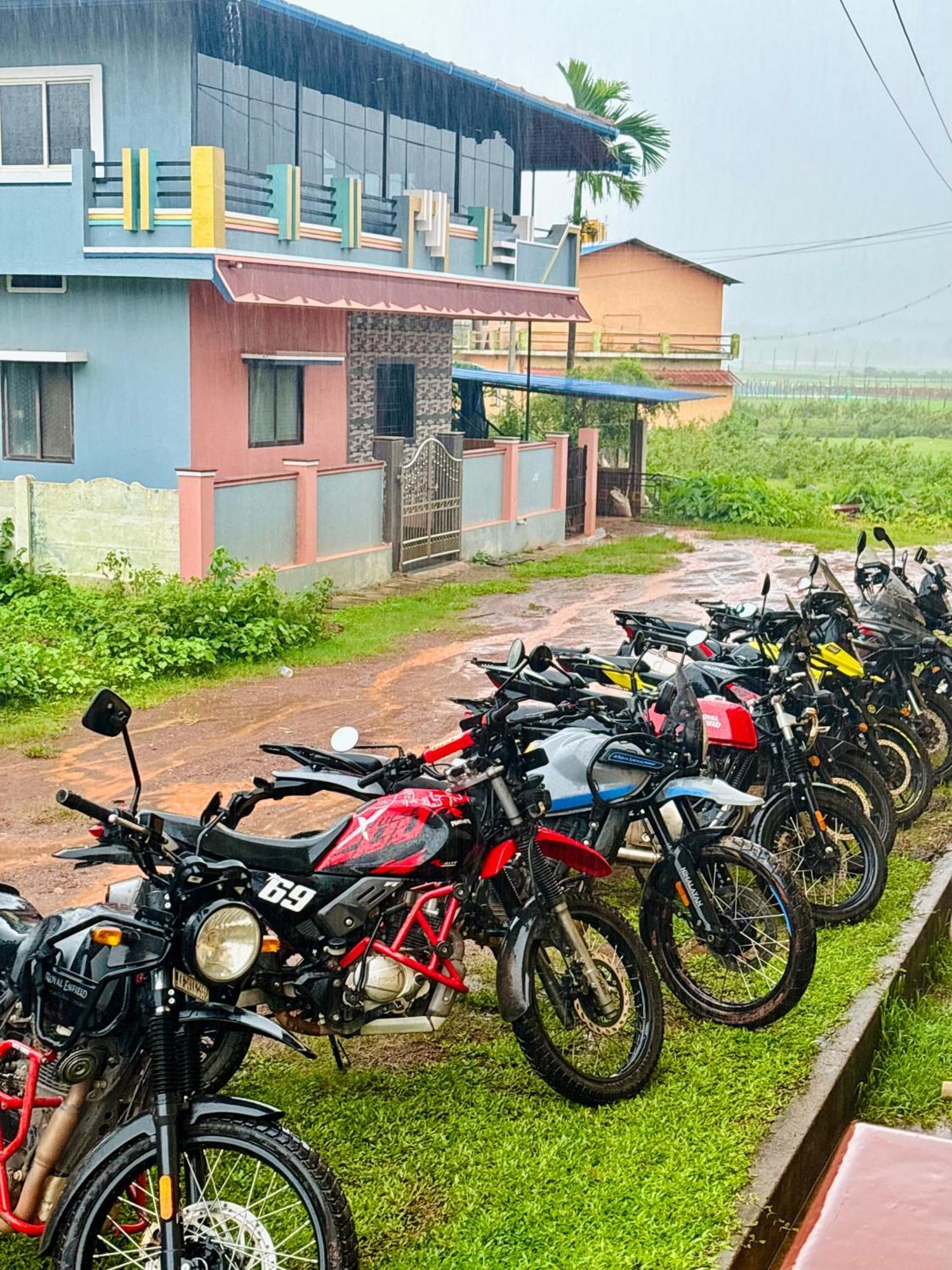 Mungaru Homestay, Talaguppa * Sagar (Karnataka)